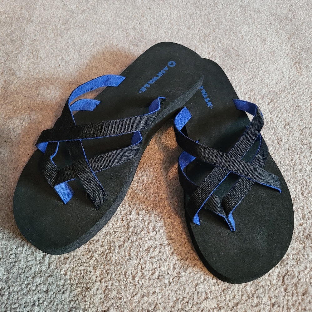 Black & Blue Airwalk Flip-Flops Size 8 New